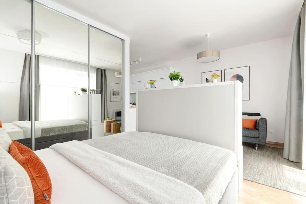 Tidewater Pearl Apartment Budapest Bagian luar foto