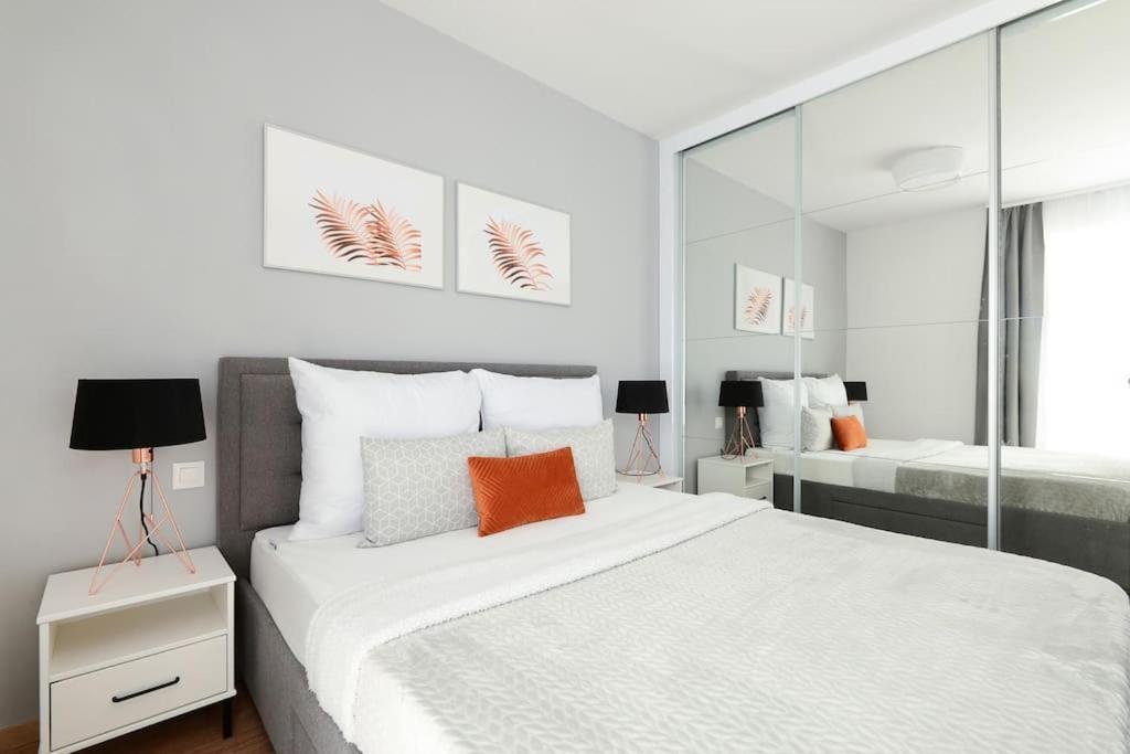 Tidewater Pearl Apartment Budapest Bagian luar foto