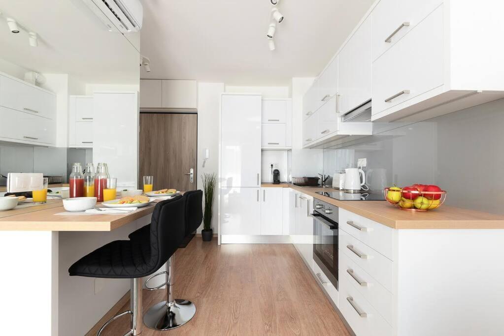 Tidewater Pearl Apartment Budapest Bagian luar foto